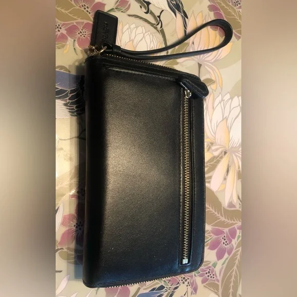 Classic Coach Black Leather Wristlet Wallet NWT,NIB,BRAND NEW FESTIVE Gift Box! - Picture 9 of 14